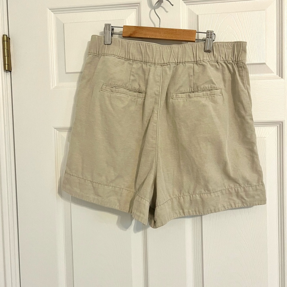 Joie High waisted pleated Shorts Relaxed Fit Cotton Linen Blend in beige - Picture 3 of 5